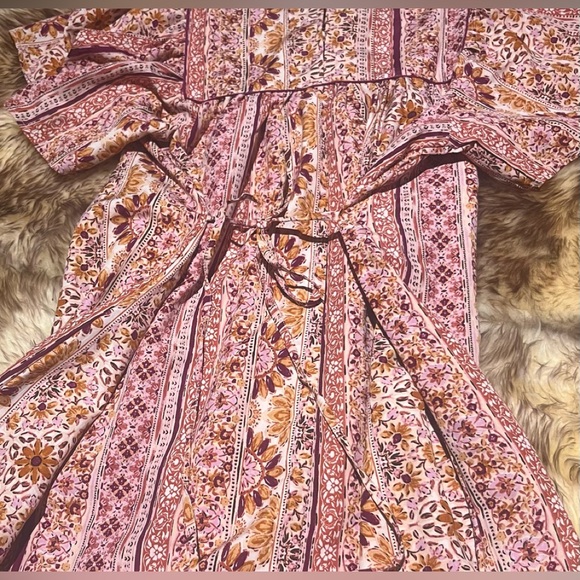 B.O.G. Dress NWOT - Picture 2 of 3